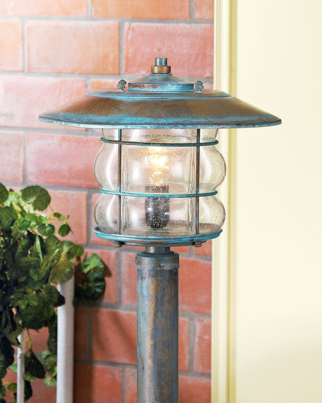 Lustrarte Outdoor Post Light Mod. 1017