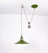 Suspensão de teto composta por uma base circular verde couve-de-bruxelas de onde desce um cabo com padrão de linhas castanhas e beges. O cabo passa por uma roldana em níquel escovado fixa ao teto, e desce até ao chapéu. Entre a base e a roldana o cabo sustenta uma esfera em níquel escovado, que atua como um contrapeso, para ajustar a altura. O chapéu é verde, de formato cónico invertido, uma borda levantada e interior branco. No topo do chapéu há um suporte em níquel escovado que conecta o chapéu ao cabo.